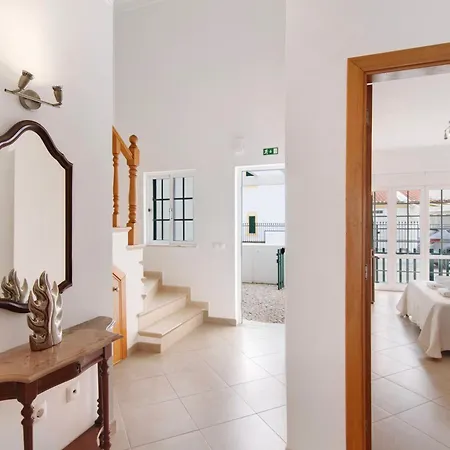 Altura Villa Villa