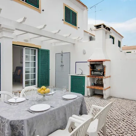 Altura Villa Villa