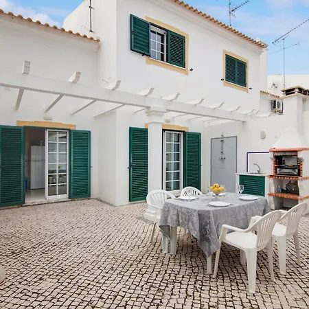 Altura Villa Villa